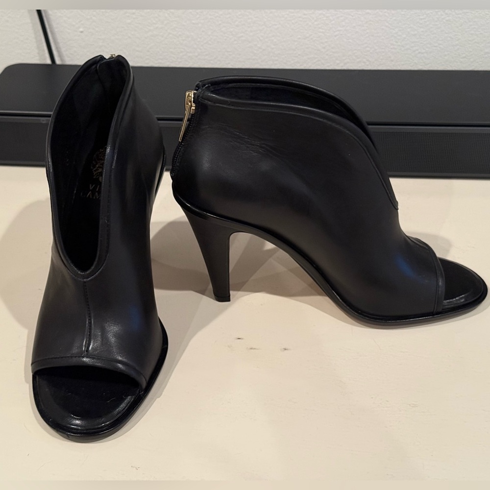 Vince Camuto Peep-Toe Heels 6.5